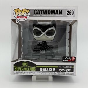 Funko Pop Catwoman #269 Jim Lee GameStop Exclusive